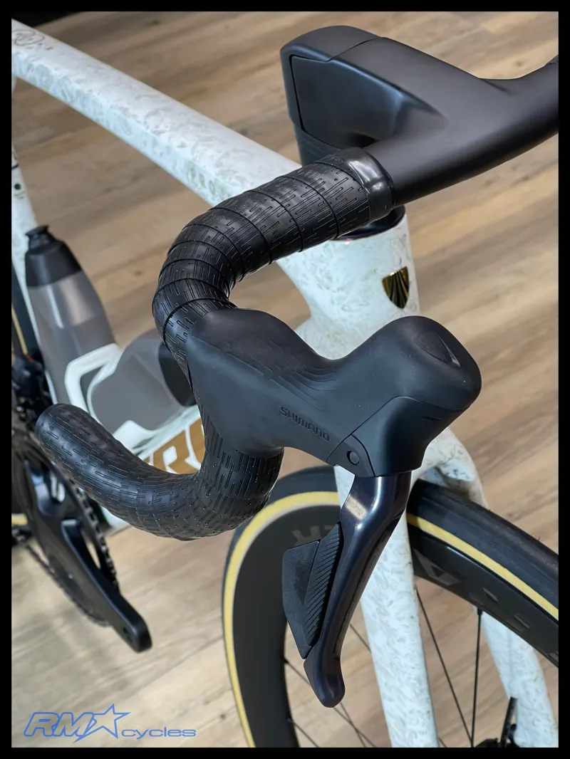 Trek Madone SLR 7 Gen 8 Road Race Bike In Era White-8