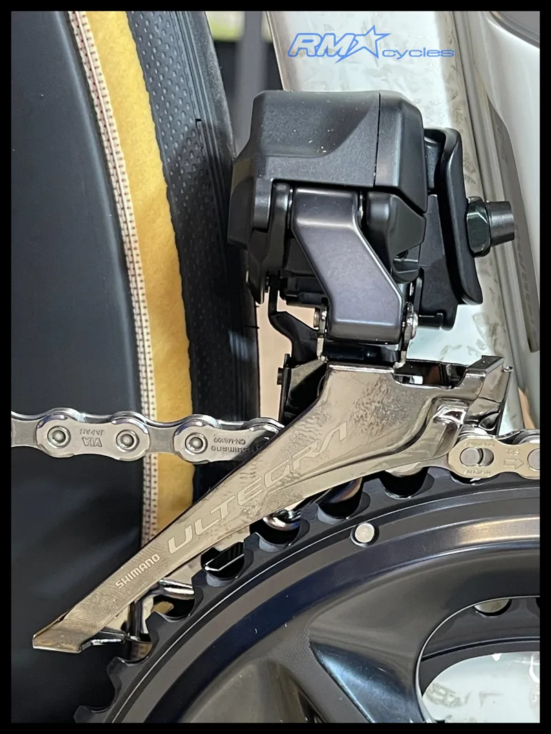 Trek Madone SLR 7 Gen 8 Road Race Bike In Era White-6