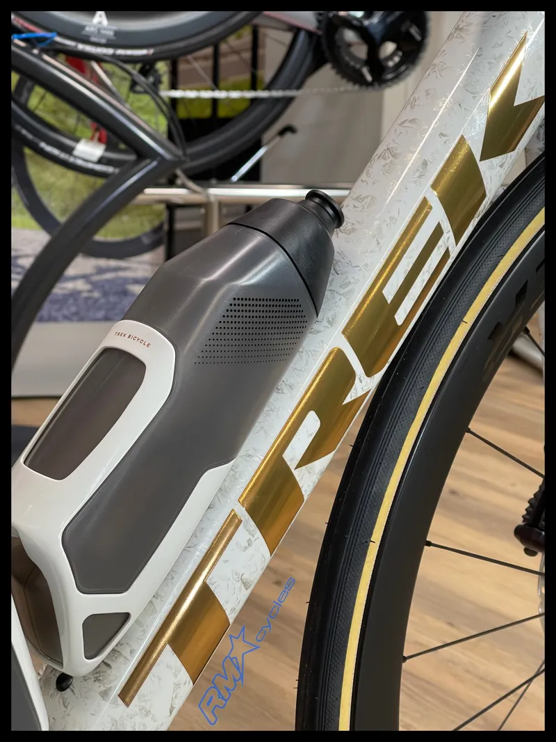 Trek Madone SLR 7 Gen 8 Road Race Bike In Era White-3