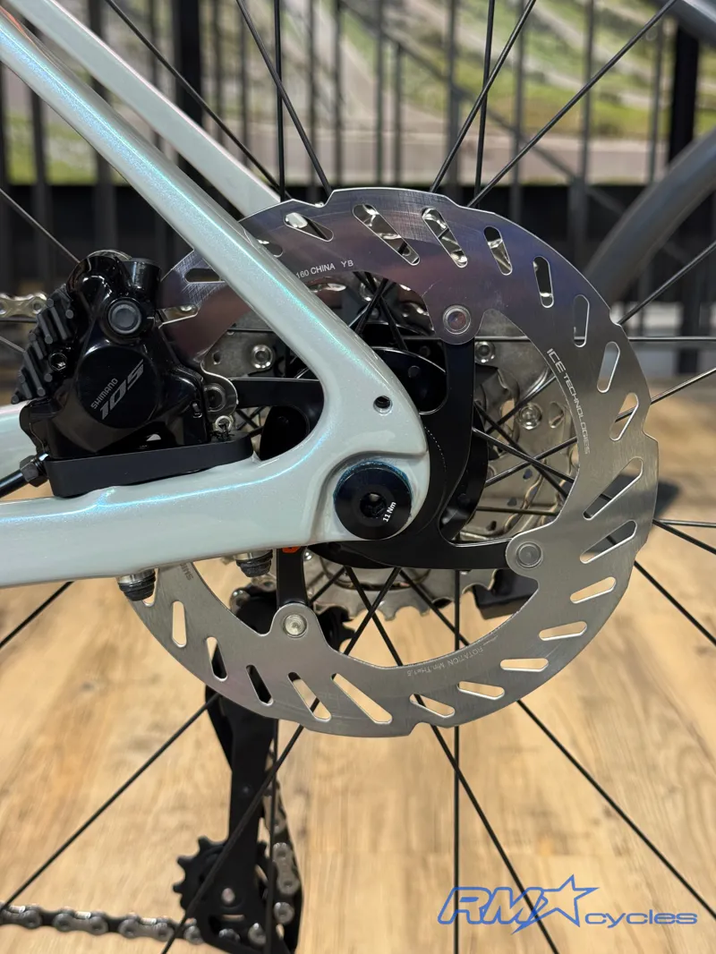 Giant Defy Advanced 0 Road Bike in Supernova Grey-9