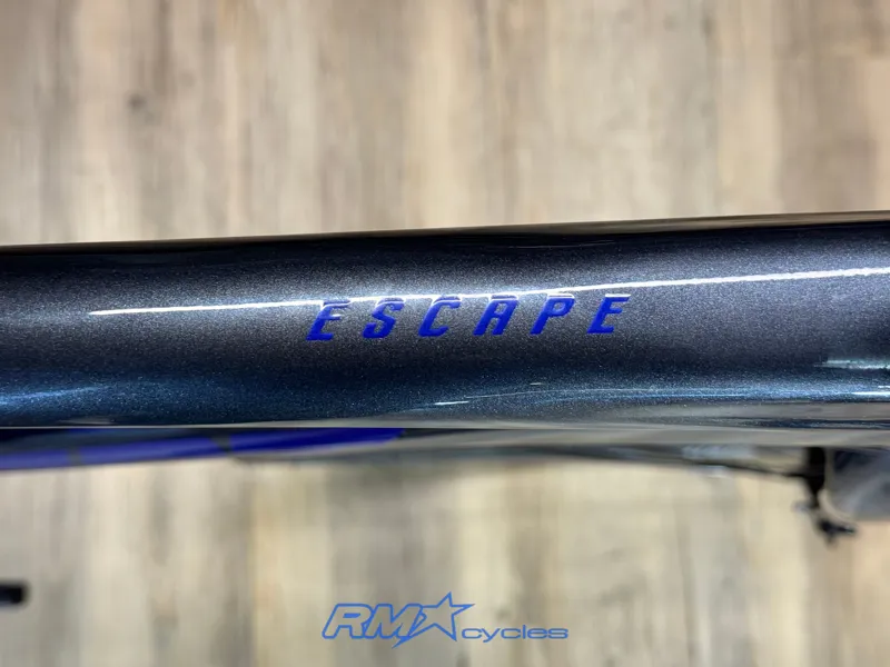 Giant Escape 3 Medium Cold Iron Aluminium Hybrid Bike-2