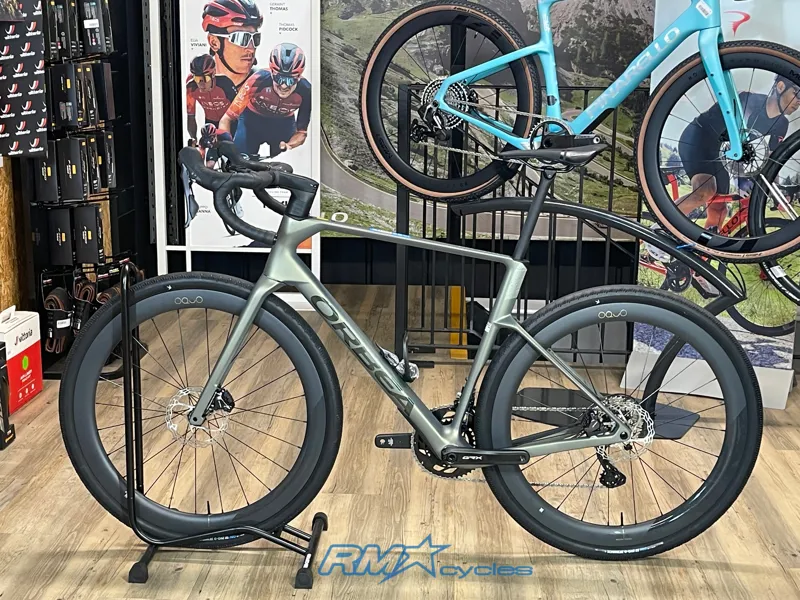 Orbea Terra Race M20ltd Spaceship Green Matt-1