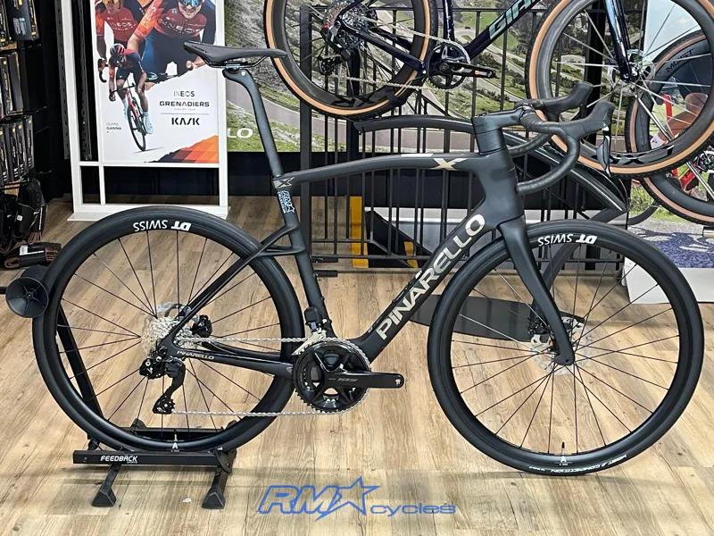 Pinarello X3 Shimano 105Di22 12DB DTSwiss 2027 Road Bike Element Black 