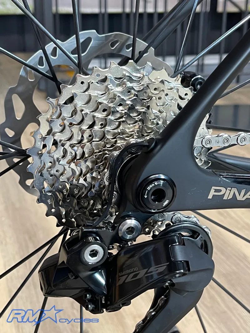 Pinarello X3 Shimano 105Di22 12DB DTSwiss 2027 Road Bike Element Black -6
