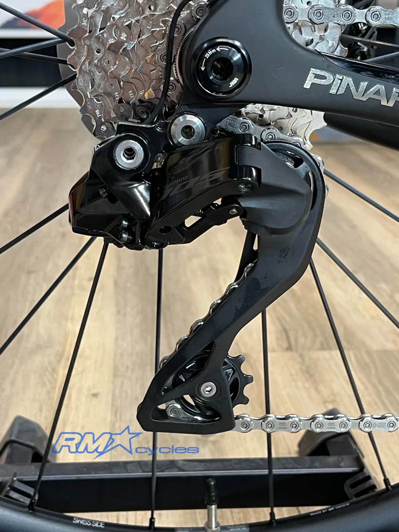 Pinarello X3 Shimano 105Di22 12DB DTSwiss 2027 Road Bike Element Black -7