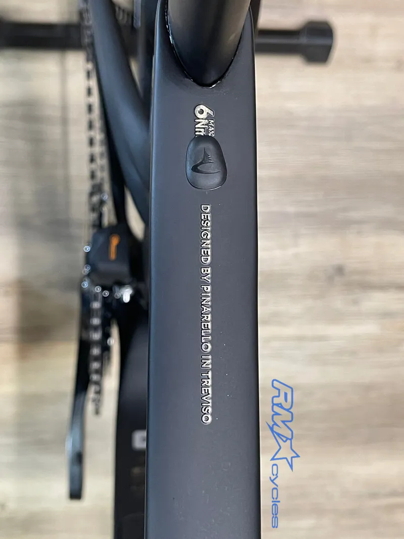 Pinarello X3 Shimano 105Di22 12DB DTSwiss 2027 Road Bike Element Black -2
