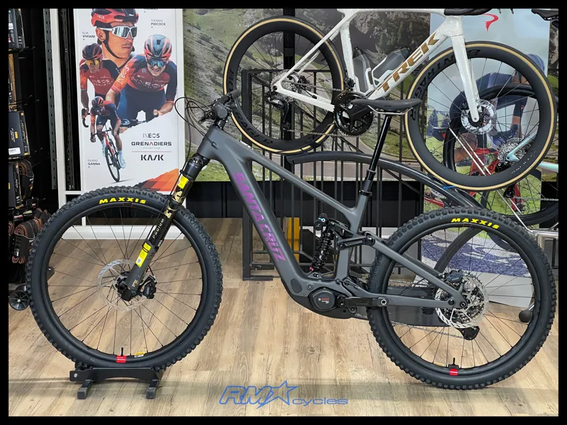 Santa Cruz Bullit XT Di2 RSV Matte Carbon Large 2027-1