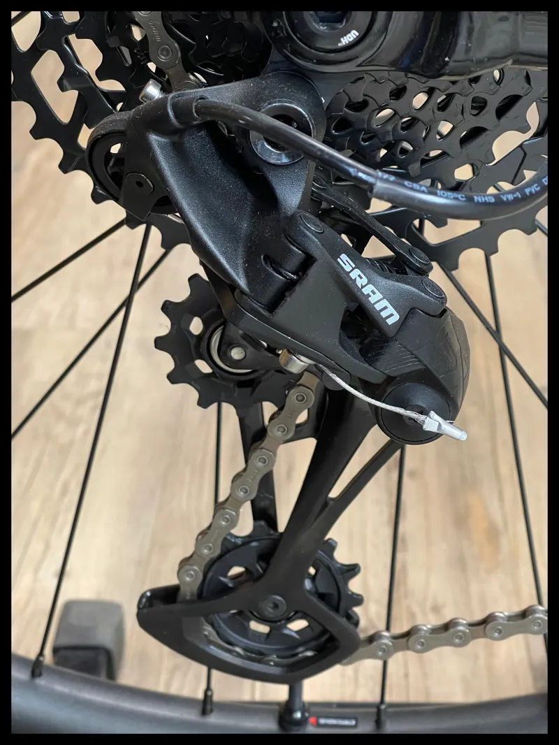 2022 Giant Trance X 29 2 Trail Bike in Amber Glow/Black-2