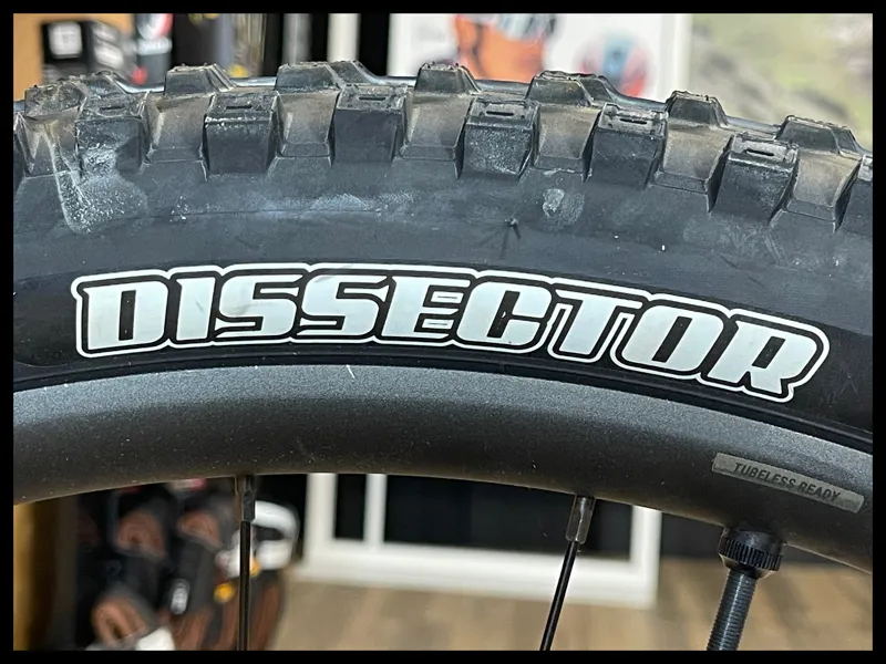 2022 Giant Trance X 29 2 Trail Bike in Amber Glow/Black-9