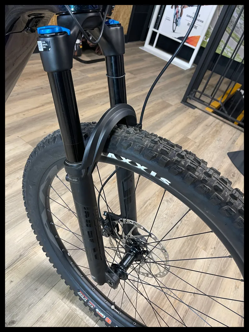 Giant Trance X Advanced E+ 2 eMountain Bike in Starry Night-5