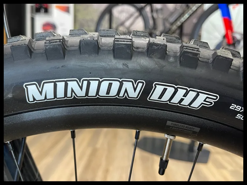 Giant Trance X Advanced E+ EL 2 25km/H Electric Mountain Bike in Amber Glow/Cordovan-9