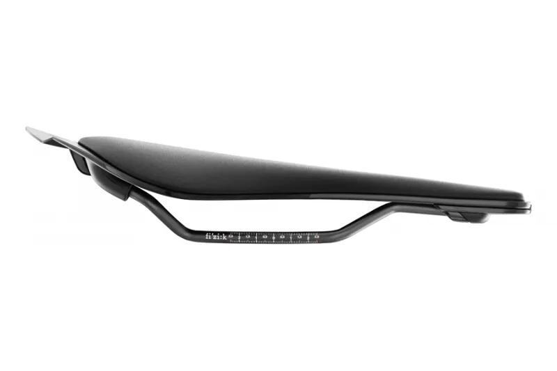 Arione R3 Versus Evo Road Saddle-1