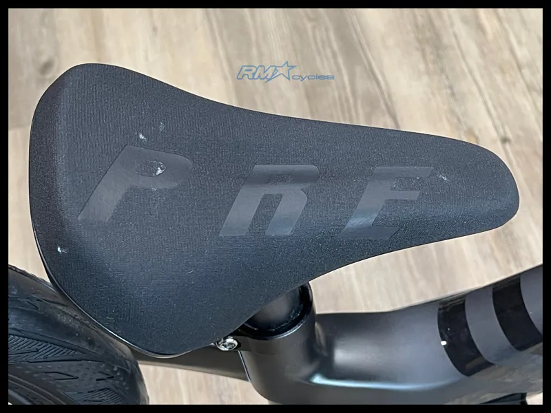 Giant Pre Rcarbon Push Bike Carbon Black oso-4