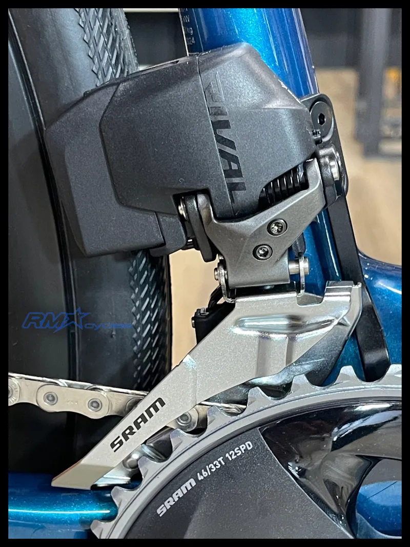 Giant Defy Advanced E+ Elite 2 E-Road Bike In Gloss Sea Sparkle-3