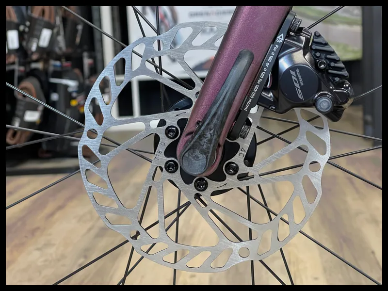 Liv Avail Advanced 1 Road Bike in Mechanic Rose-6