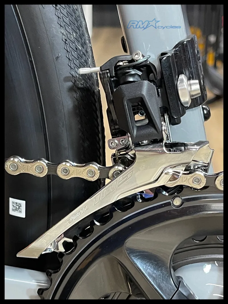 Liv Avail Advanced 2 Road Bike in Moonstone/Gray/Chrome-4