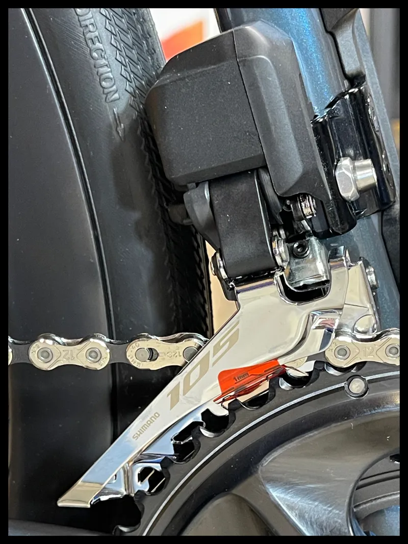 Giant Defy Advanced 0 Road Bike In Gloss Ocean Twilight-3