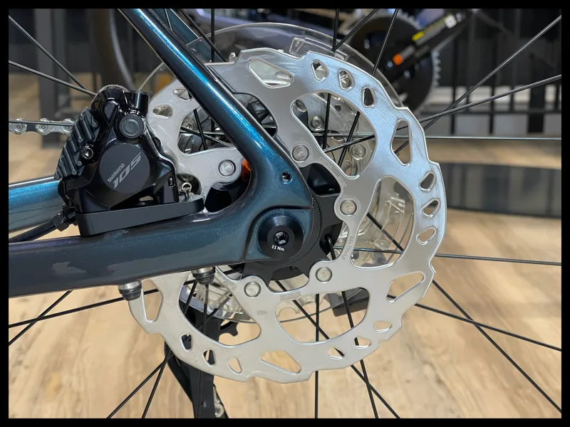 Giant Defy Advanced 0 Road Bike In Gloss Ocean Twilight-6