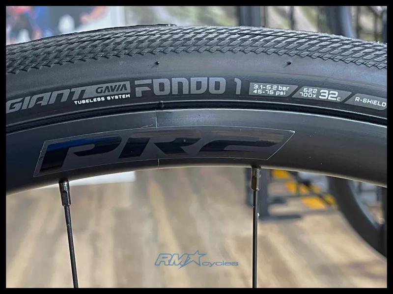 Giant Defy Advanced 1 Road Bike in Solar Flare-7