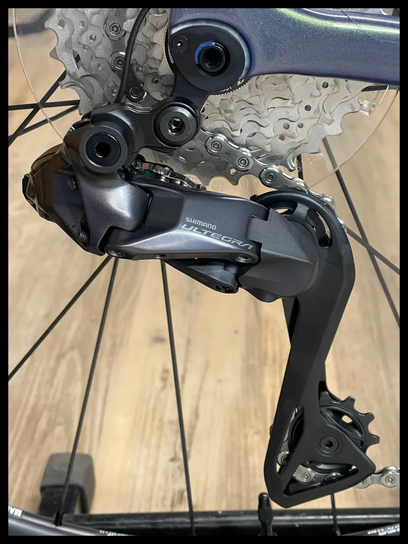 Giant Defy Advanced Pro 0 Road Bikes In Gloss Interstellar/Black-2