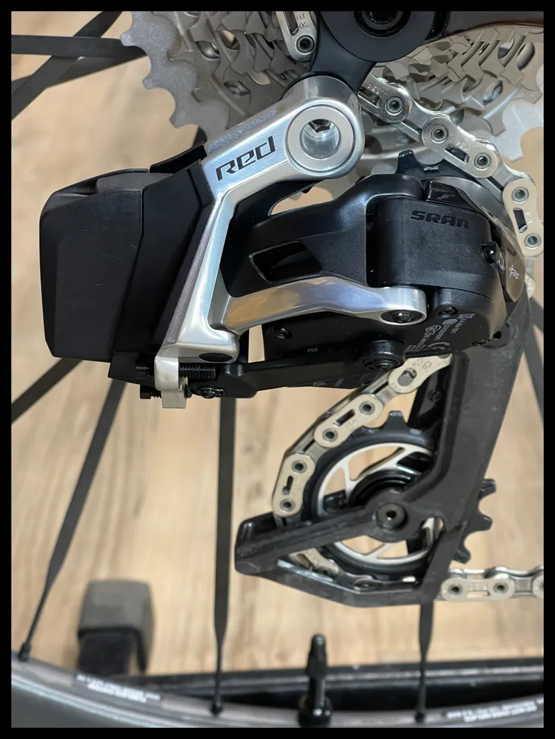 Giant Propel Advanced SL 0-Red Road Bike In Gloss Black Lava-3