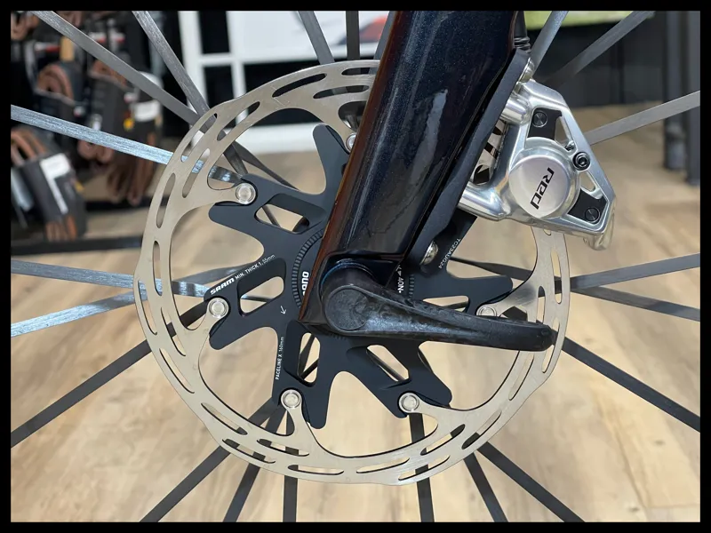 Giant Propel Advanced SL 0-Red Road Bike In Gloss Black Lava-7