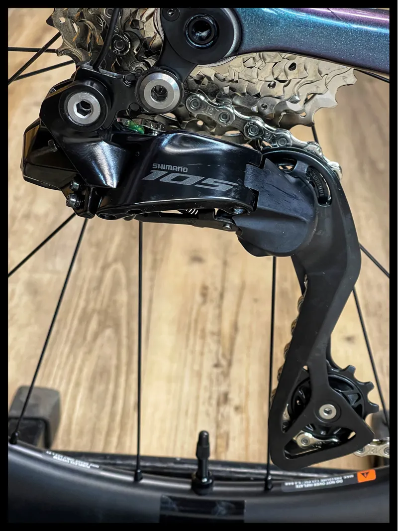 Giant Propel Advanced 1 Road Bike In Gloss Blue Dragonfly-2