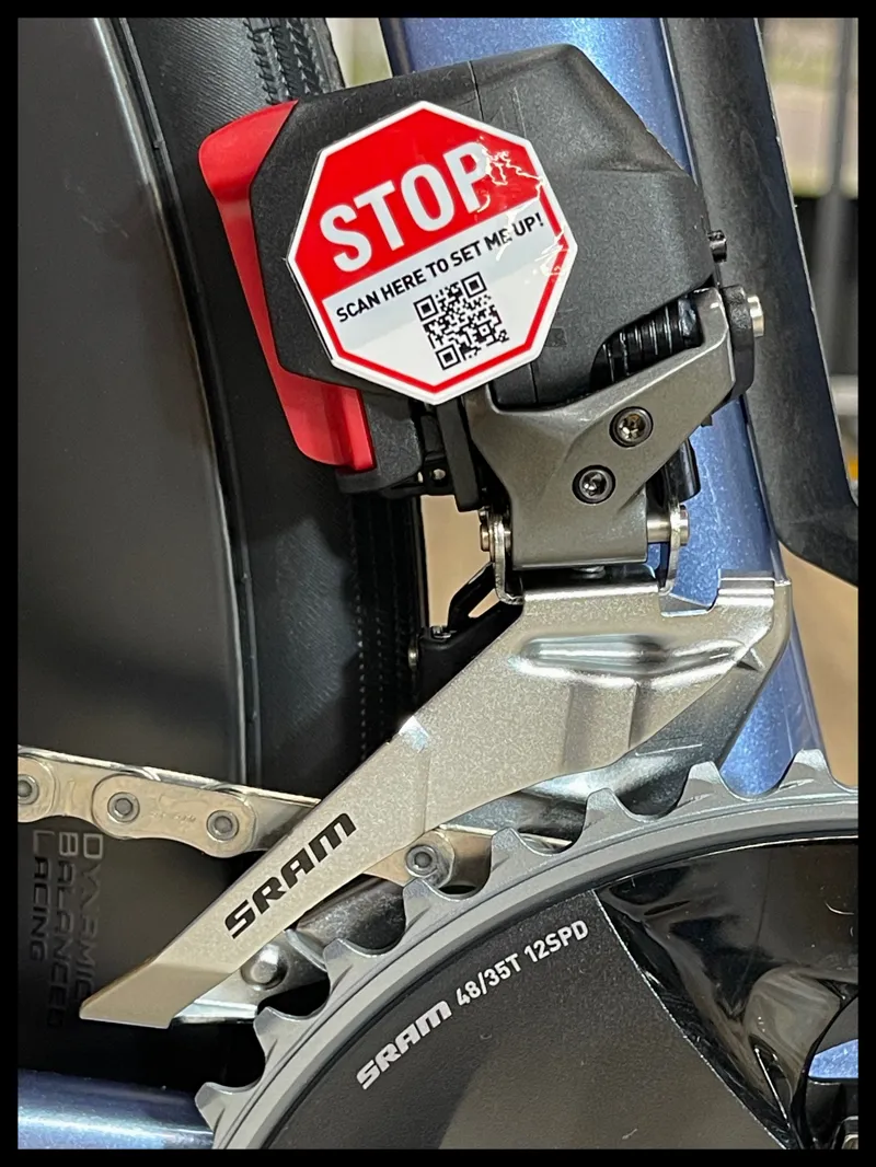 Giant Propel Advanced Pro 1 Road Bike In Gloss Frost Silver-2