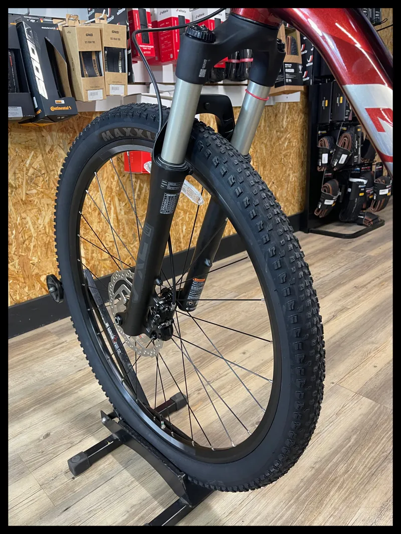 Giant Talon 0 29 Mountain Bike In Mars Dust/Black-4