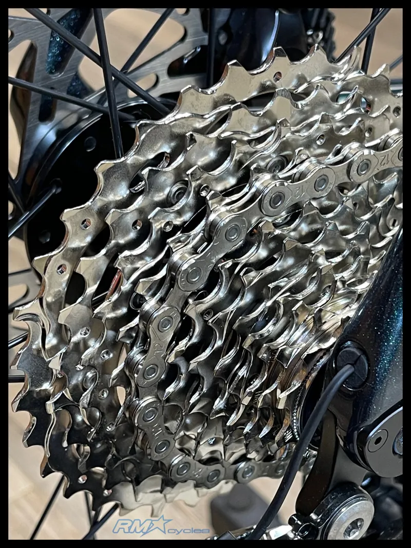 Giant TCR Advanced 1 Road Bike In Gloss Asphalt Green/Mercury-2