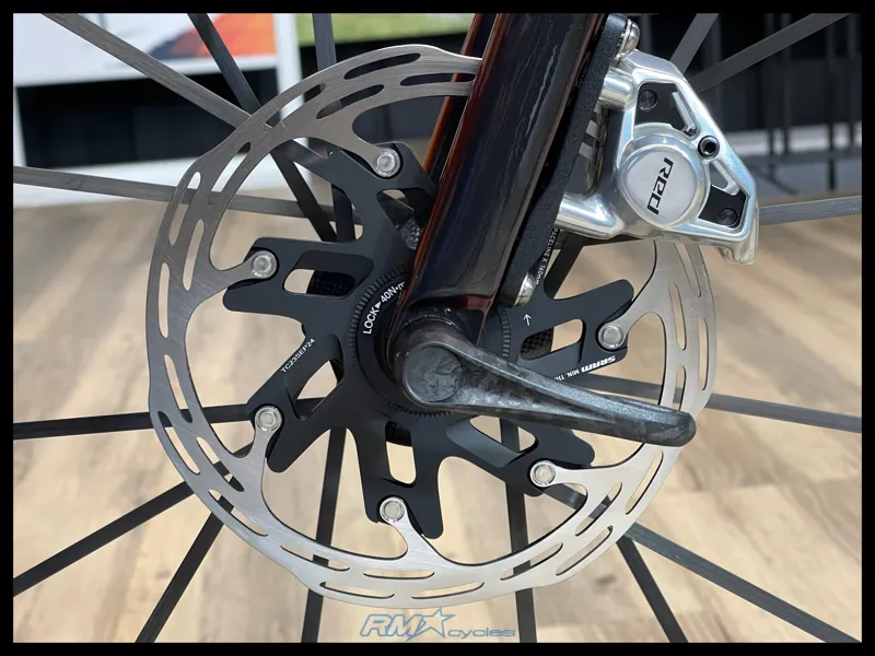 Giant TCR Advanced SL 0 Red Road Race Bike In Gloss Black Lava/Iris-6