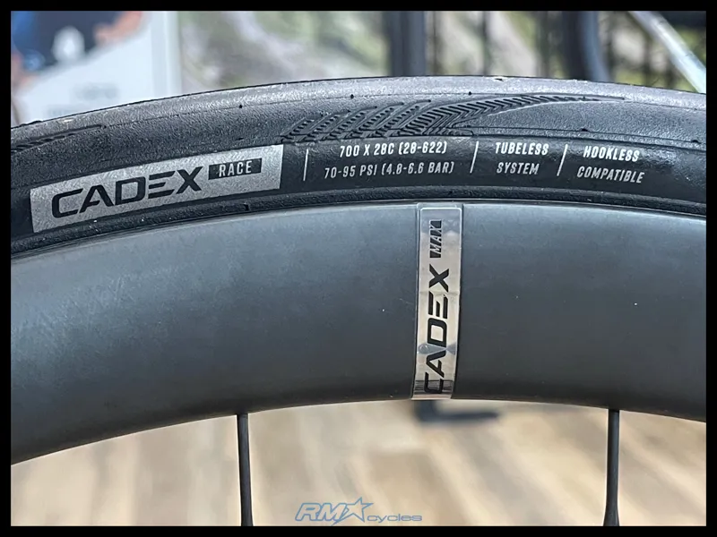 Giant TCR Advanced SL 0 Red Road Race Bike In Gloss Black Lava/Iris-8