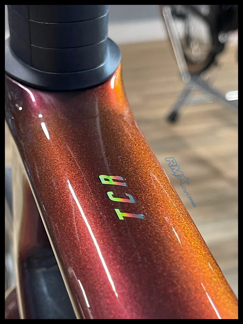 Giant TCR Advanced SL 0 Red Road Race Bike In Gloss Black Lava/Iris-1