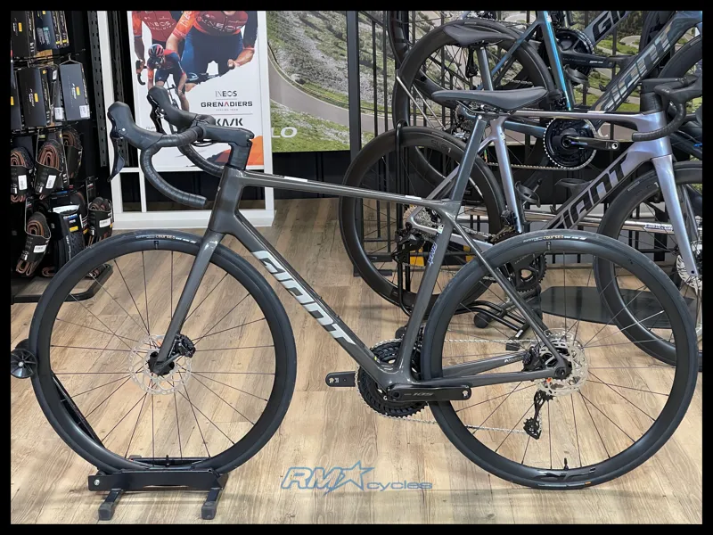 TCR Advanced 2-PC Stealth Chrome-1