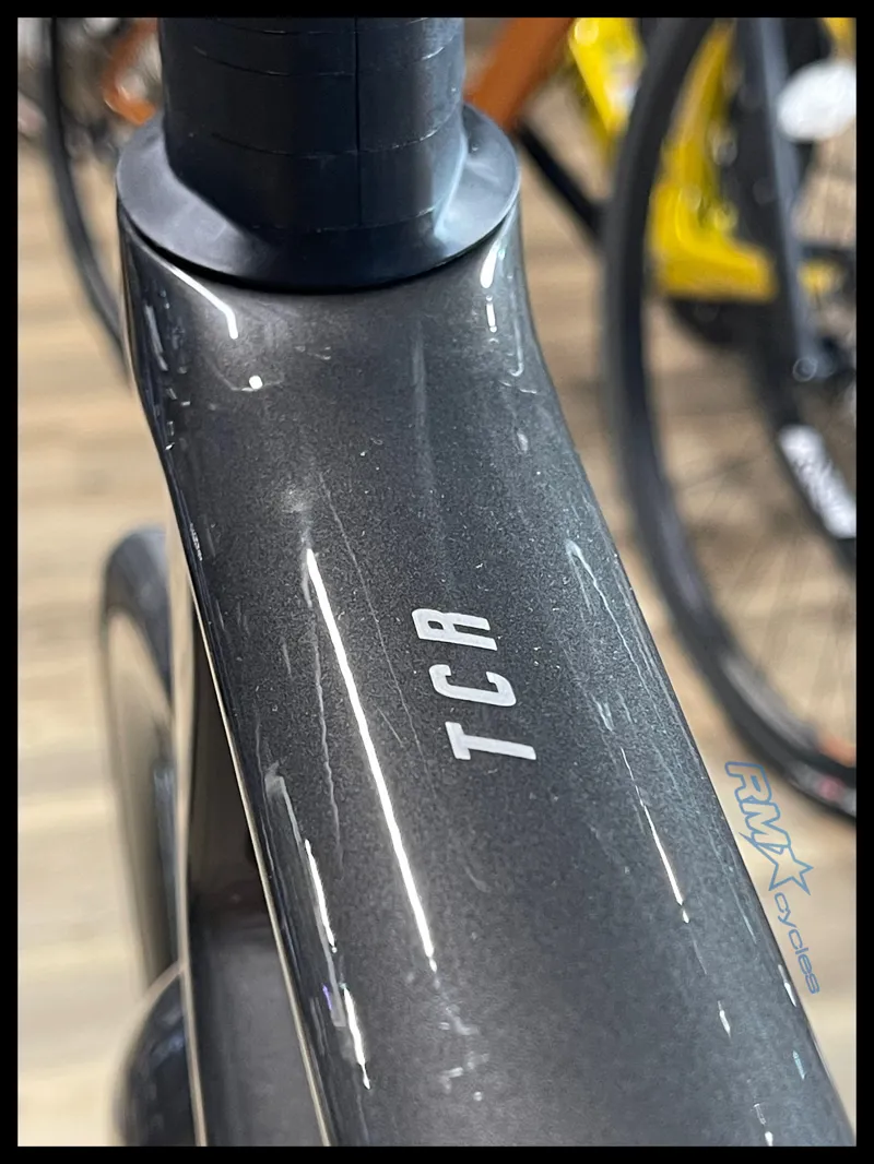 TCR Advanced 2-PC Stealth Chrome-2