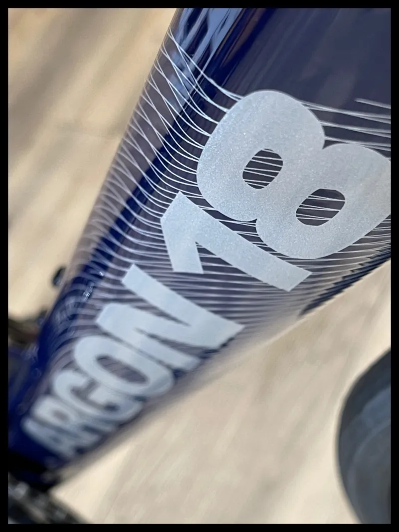 Argon 18 Subito Carbon e-Road Deep Blue Shimano 105 2023-2