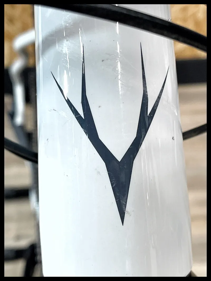 Whyte 529 Large Gloss Cement with Rose and Slate 2022 Approved Used-11