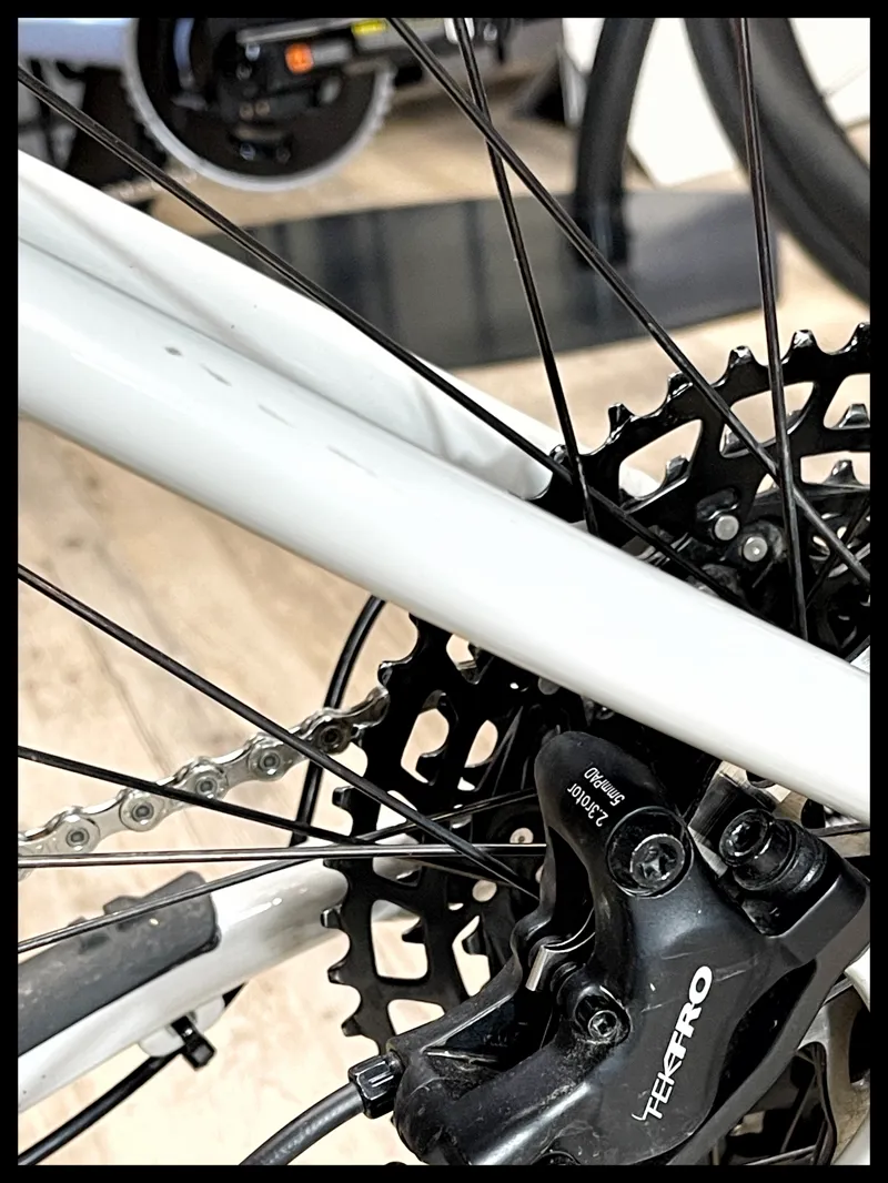 Whyte 529 Large Gloss Cement with Rose and Slate 2022 Approved Used-13