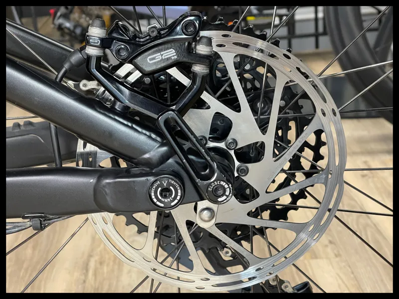 Whyte e-160 S Medium Matt Black and Turquoise 2022 Approved Used-12