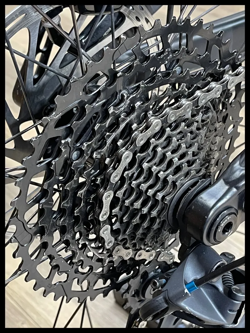 Whyte e-160 S Medium Matt Black and Turquoise 2022 Approved Used-2