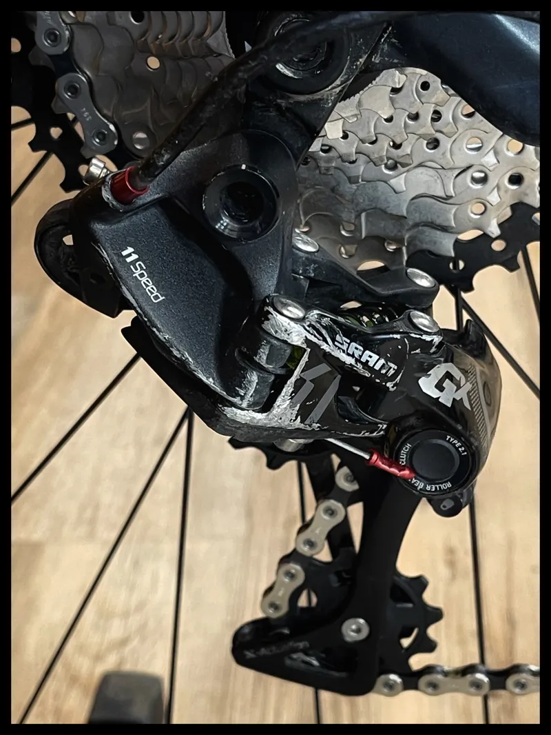 Whyte e-505 Large V1 Matt Black with Grey and Rose 2021 Approved Used-3