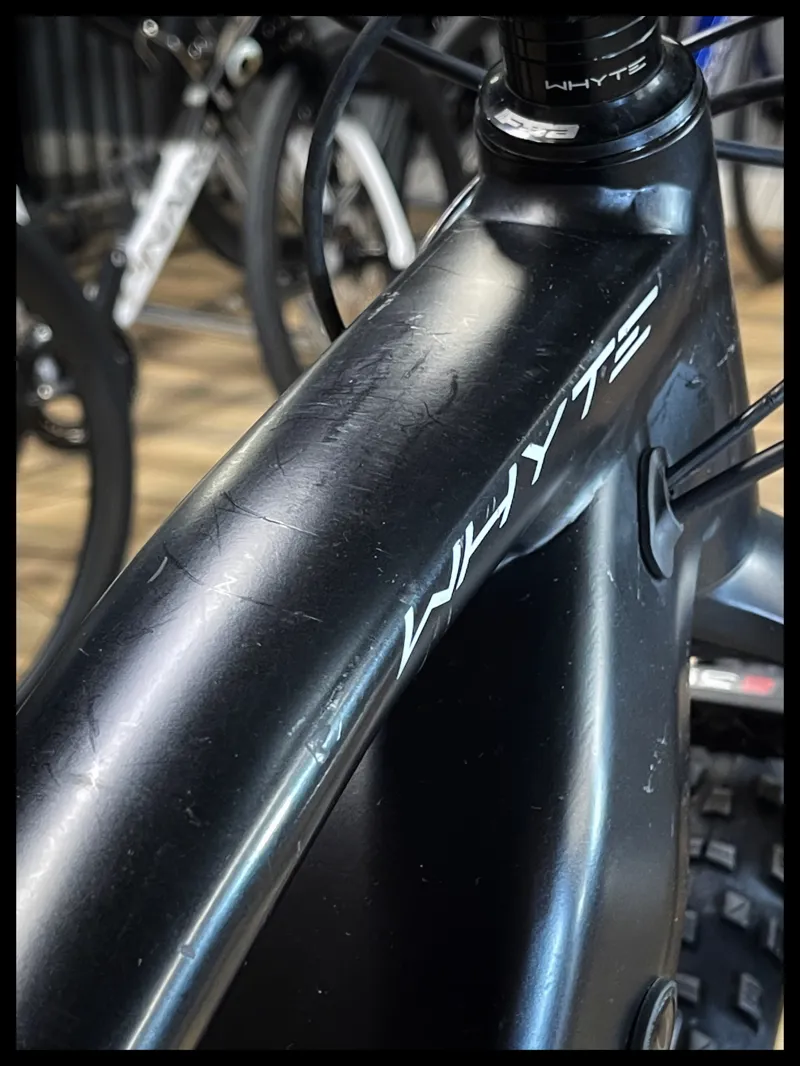 Whyte e-505 Large V1 Matt Black with Grey and Rose 2021 Approved Used-12