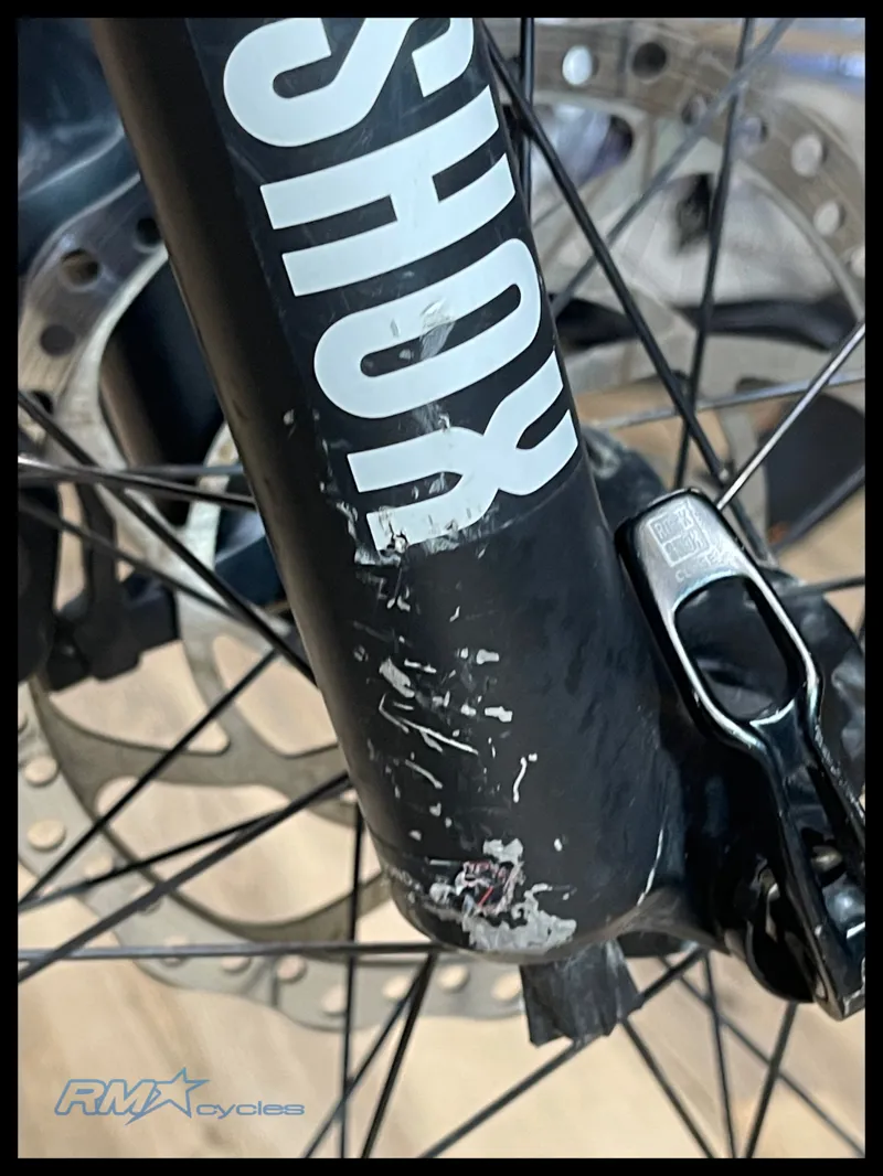 Whyte e-505 V1 Matt Black with Grey and Rose-9
