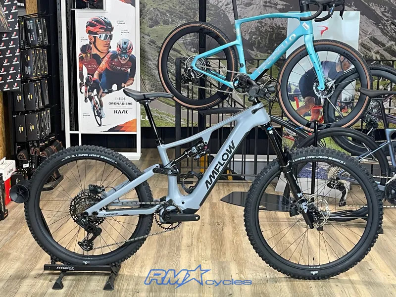 Amflow PR Carbon Pro