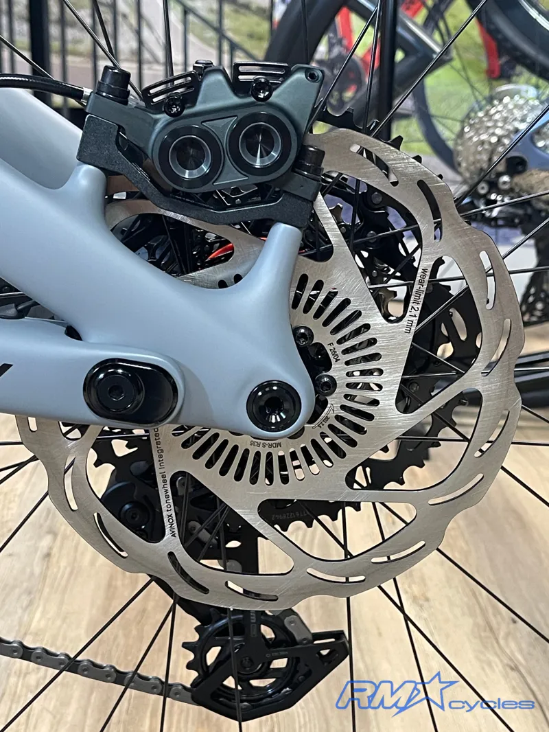 Amflow PR Carbon Pro-12
