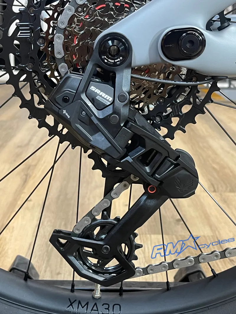 Amflow PR Carbon Pro-2
