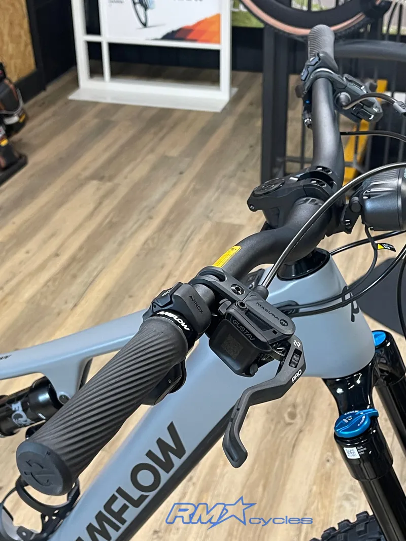 Amflow PR Carbon Pro-6