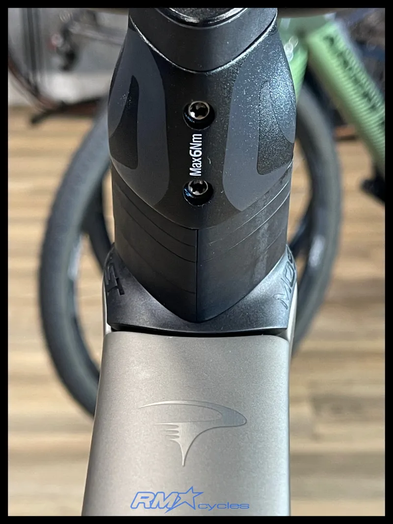 X3 105Di2 DT Swiss Bicycle Impulse Grey Matt-6