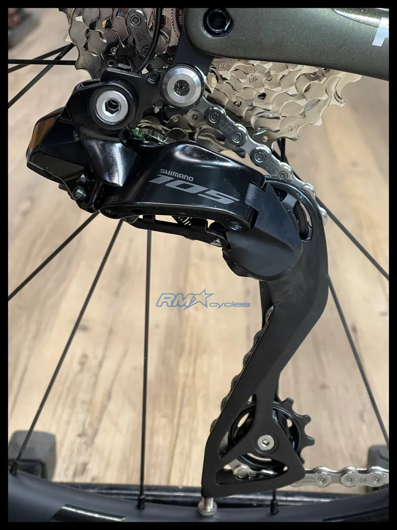 Pinarello F5 105Di2 UltFst45DB Bicycle Enta Black Matt 53-4