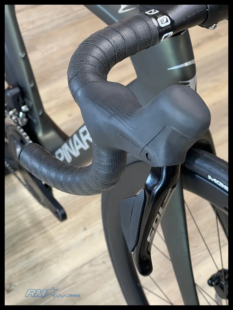 Pinarello F5 105Di2 UltFst45DB Bicycle Enta Black Matt 53-7